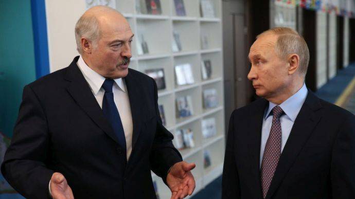 Путин заявил, что Россия разместит ядерное оружие в Беларуси