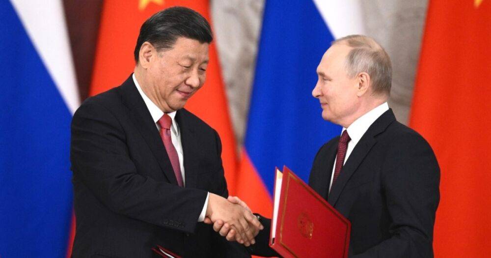 "Военного союза с Китаем нет": Путин рассказал о "прозрачных" отношениях с Пекином