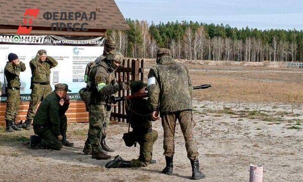 Семьи военнослужащего могут получить по 15 тысяч рублей, но есть условия: новости понедельника