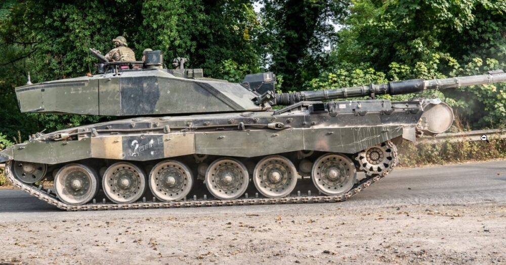 "Будут сражаться за свою родину": ВСУ завершили обучение на танках Challenger в Британии