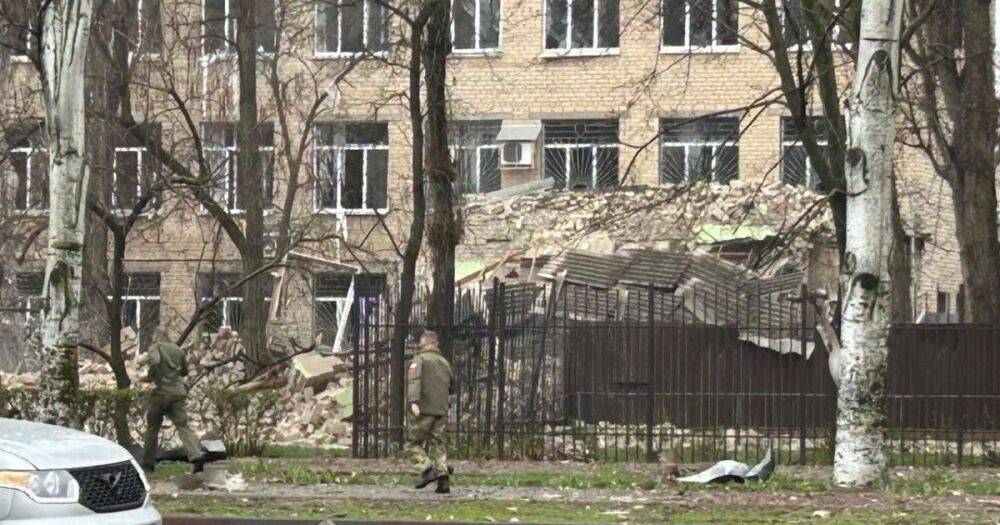В оккупированном Мелитополе прогремели взрывы у базы российских войск, — мэр (фото, видео)