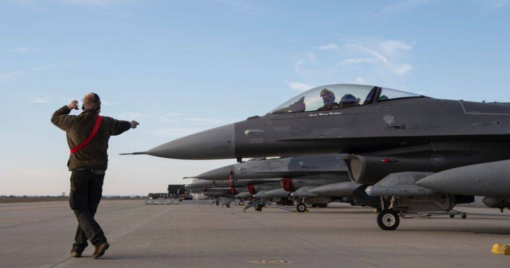 "F-16 — это не космические корабли": в Эстонии призвали скорее передать истребители для Украины
