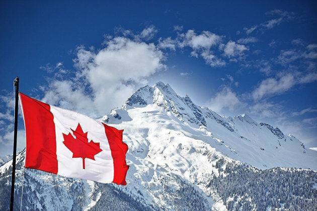 Канадский доллар вырос на ослаблении напряженности на финансовом рынке в понедельник