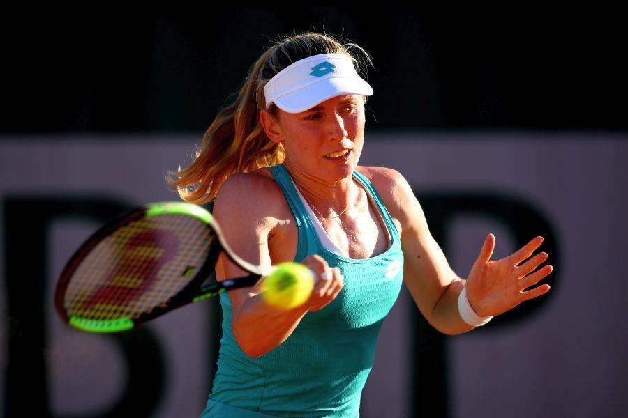 Александрова вышла в четвертьфинал турнира в Майами