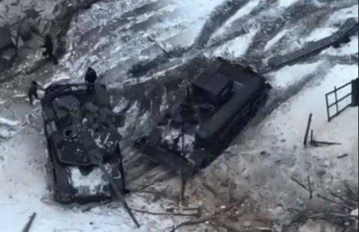 На Луганщині знищено десять російських танків Т-90 | Новини та події України та світу, про політику, здоров'я, спорт та цікавих людей