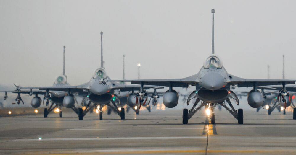 В Пентагоне рассказали, сколько времени займет передача Украине истребителей F-16 (видео)