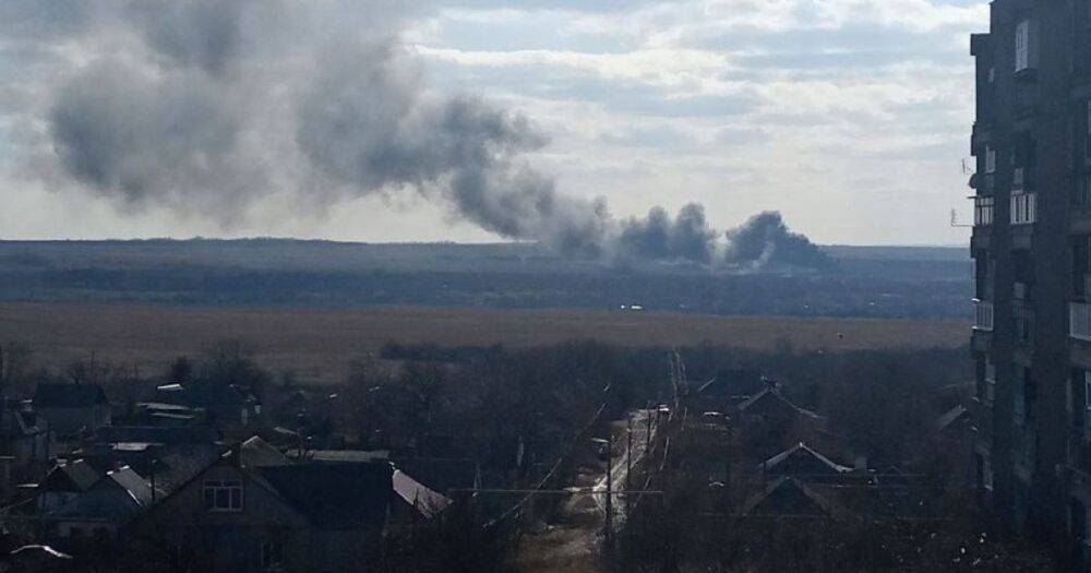 Украинские зенитчики сбили Су-34 в оккупированном Енакиево, один пилот погиб (фото, видео)
