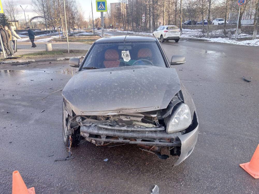 Два человека пострадали в ДТП в Удомле