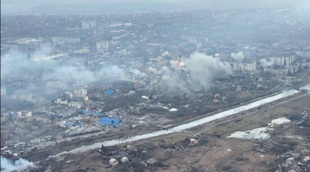"Это еще не Иловайск, но уже плюс-минус Дебальцево": вокруг Бахмута сложилась непростая ситуация