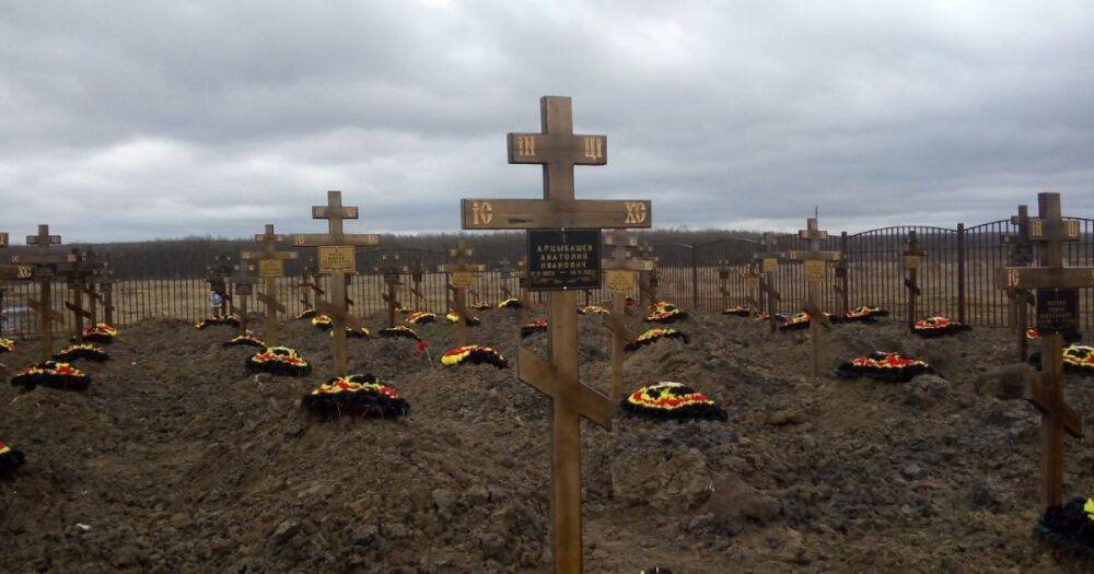 30 новых могил за неделю: кладбище вагнеровцев в Краснодарском крае разрастается (фото)