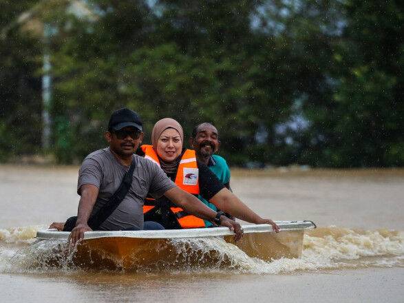 По меньшей мере четыре человека погибли в результате наводнения в Малайзии