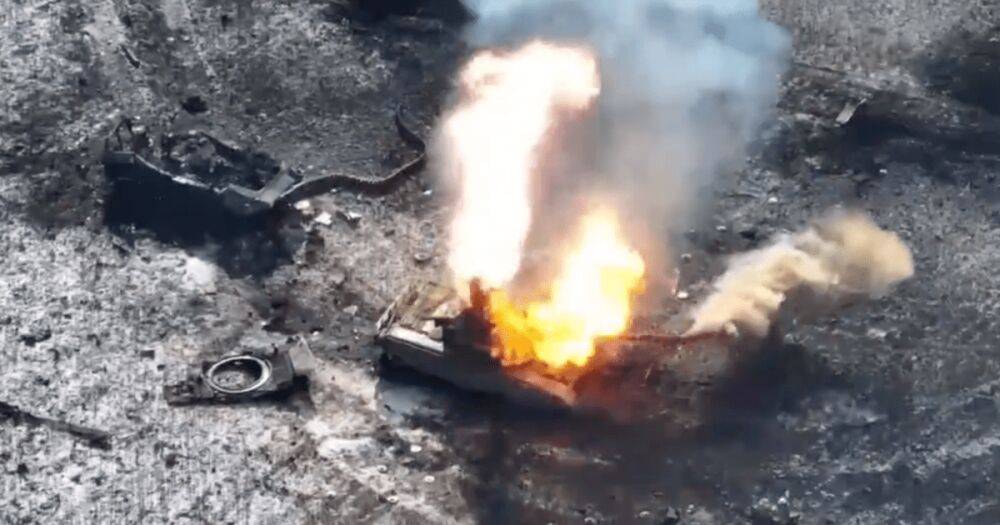 Бойцы ВСУ впервые уничтожили танк Т-72Б3 образца 2022 года: в чем особенности (видео)