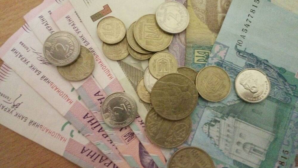Выплата новых пенсий в марте: в ПФУ сообщили сколько денег получают украинцы