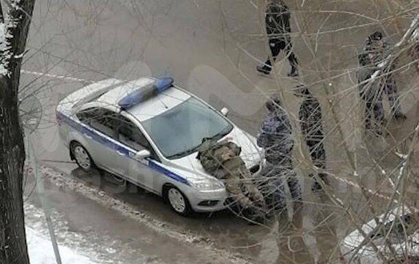 Под Москвой мужчина с "гранатой" грозился взорвать военкомат - соцсети