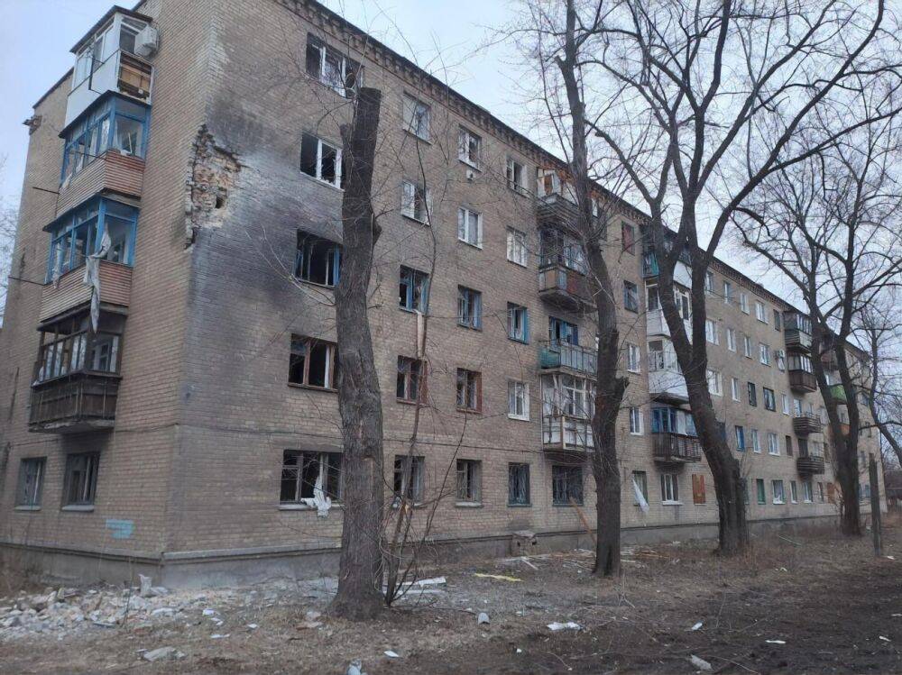В результате массированных ракетных и артиллерийских обстрелов погиб один и ранены семь жителей Донецкой области – ОВА