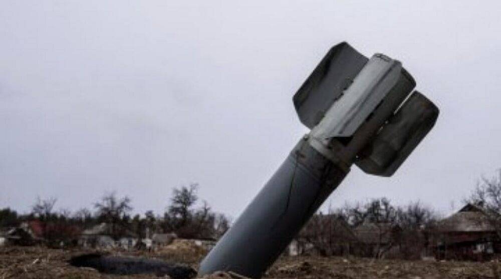 Во Львовской области ракета упала в жилой зоне: есть погибшие, под завалами могут быть люди