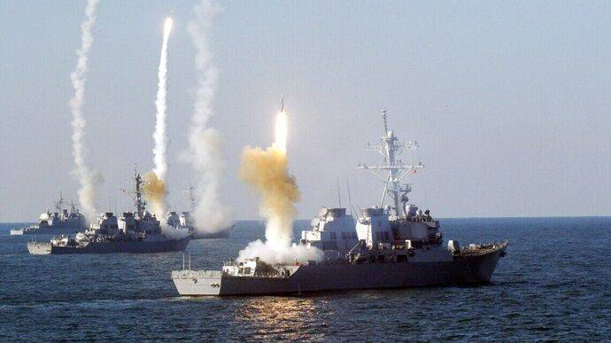 Россия держит в море два ракетоносителя: залп – до четырех "Калибров"