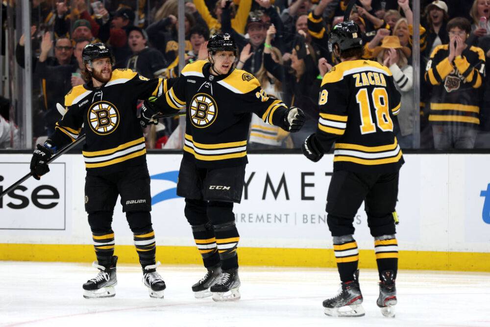 Бостон установил рекорд НХЛ по числу побед за сезон