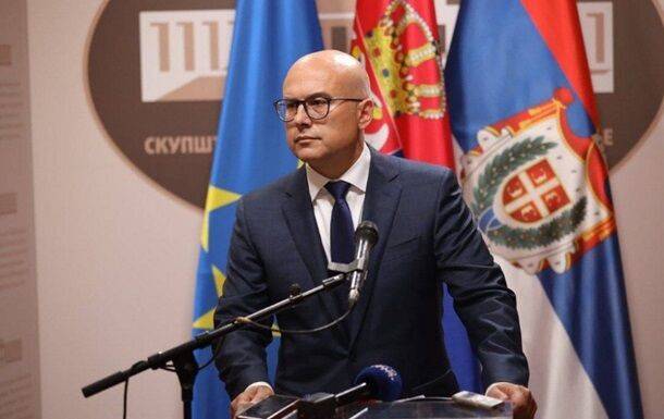 Сербия отрицает поставки оружия Украине