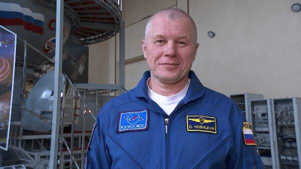 Космонавт Олег Новицкий поздравил белорусов с праздником