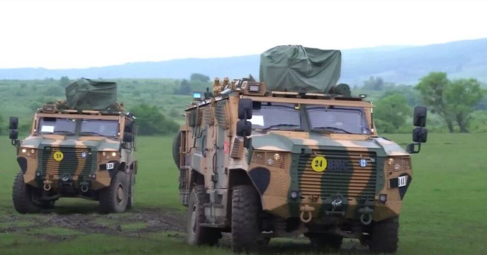 Украинская армия получила новую партию турецких БТР Kirpi с новым вооружением (видео)