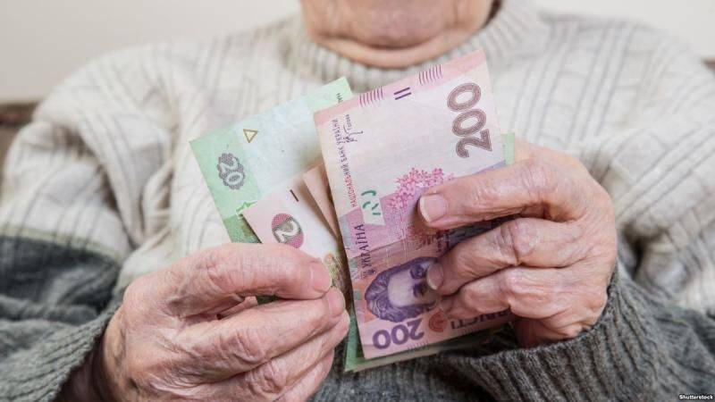 С начала года средняя пенсия в Украине выросла на 13,3%