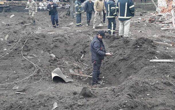 РФ ударила авиабомбами по предприятию на Черниговщине, есть раненый