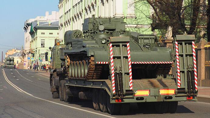 В регионах России отменяют парады из-за недостатка танков - Atlantic Council