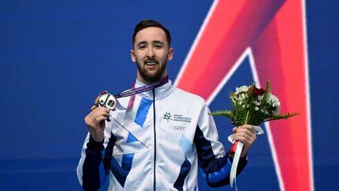 Артем Долгопят завоевал серебро на чемпионате Европы по гимнастике