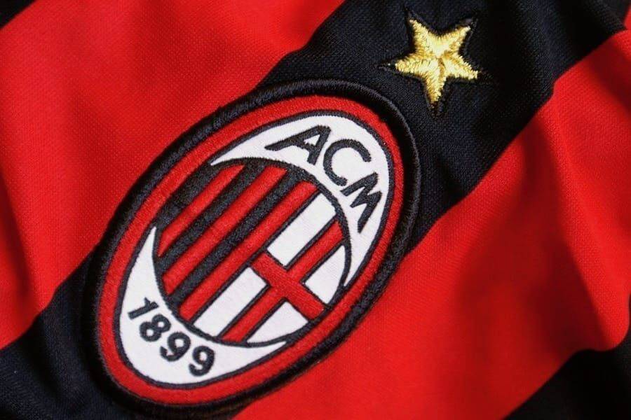 "Милан" одержал разгромную победу над "Наполи"
