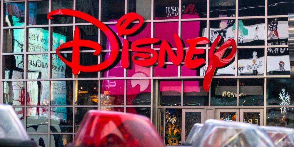 Disney уволит тысячи сотрудников на следующей неделе — Bloomberg