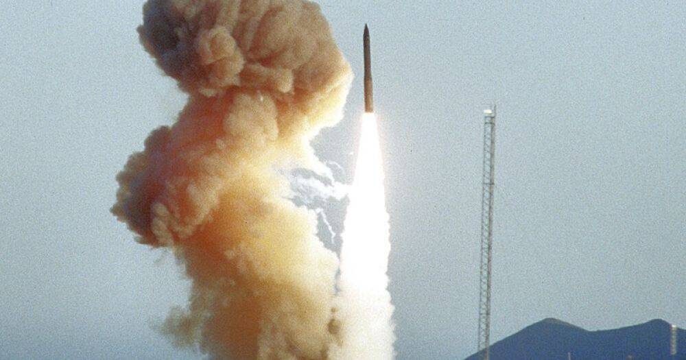 Важнейшая миссия: США в рамках ядерного сдерживание запустили ракету Minuteman III (фото)