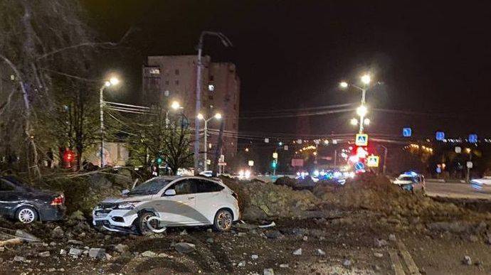 Взрыв в Белгороде: Минобороны РФ сообщило о падении на город авиационного боеприпаса