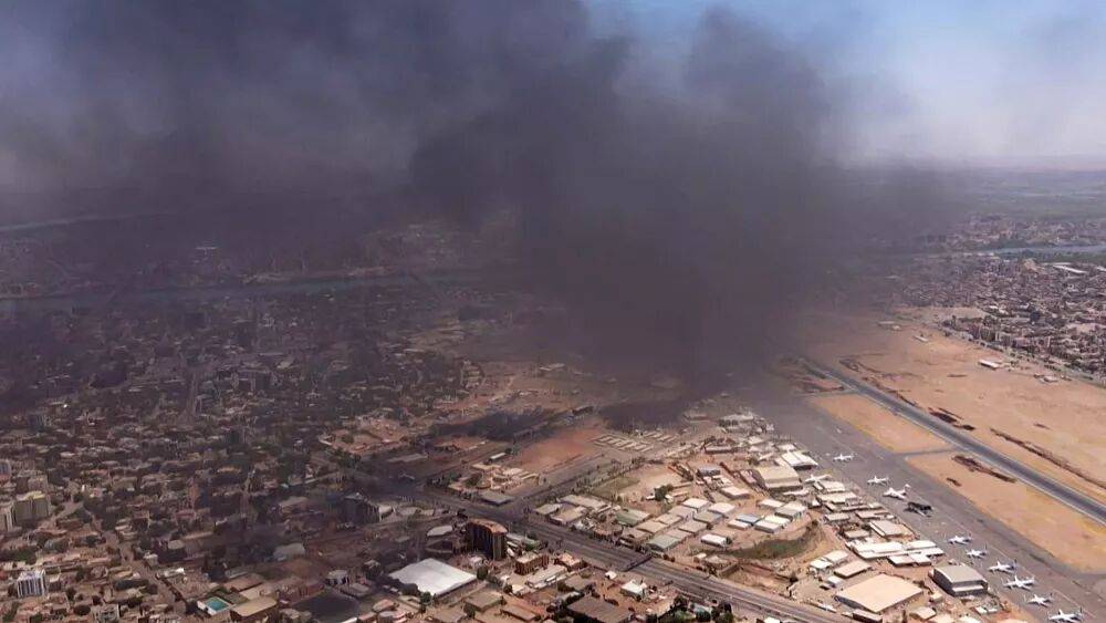 Судан: Ид аль-Фитр под бомбами, США размещают войска в Восточной Африке