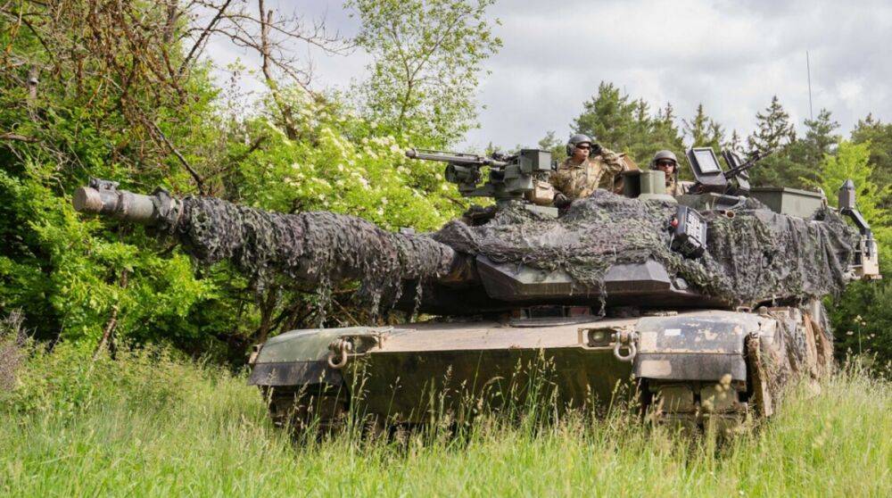 США в ближайшие недели начнут обучение украинских военных на танках Abrams – AP