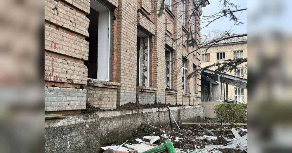 Оккупанты ударили по Краматорску, повреждены школа и частные дома