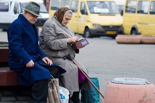 Жителям Луганщины, которые выехали на территорию РФ, отказывают в пенсиях, - ЛОВА