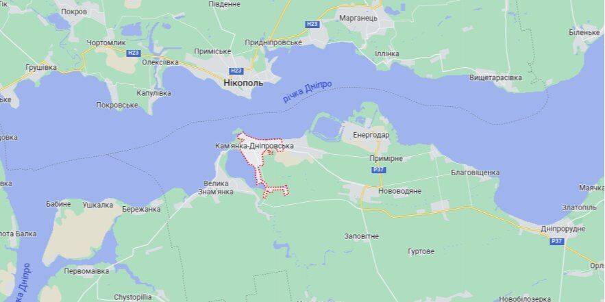 Россияне вывозят топ-коллаборантов из Каменки-Днепровской в Запорожской области