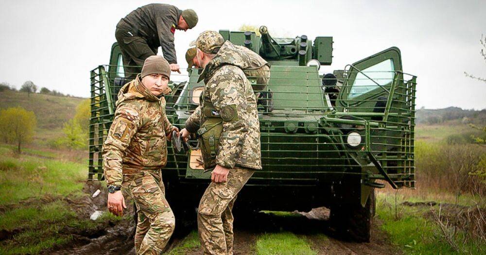 В МВД показали, как экипажи БТР-4 бригады "Спартан" готовятся к боям (фото, видео)