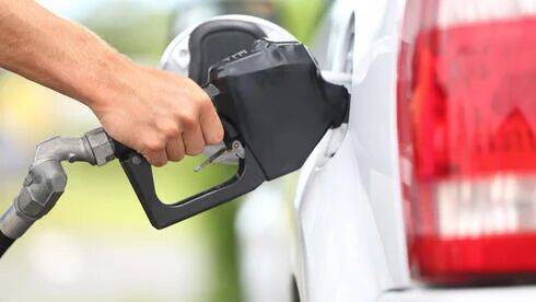Смотрич пытается остановить подорожание бензина: какой ценой