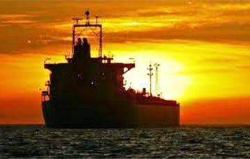 Иранские военные захватили нефтяной танкер под чужим флагом