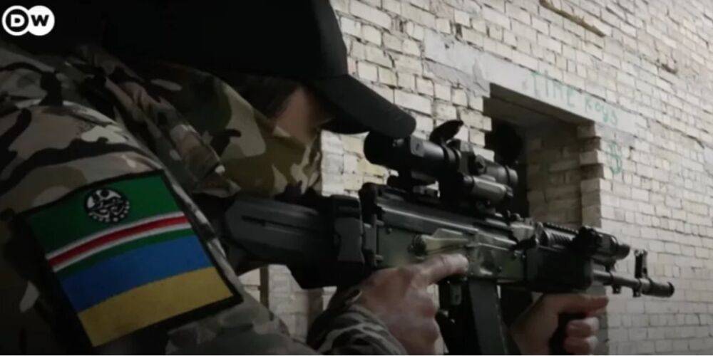 На стороне ВСУ воюют около 200 чеченских добровольцев — Politico