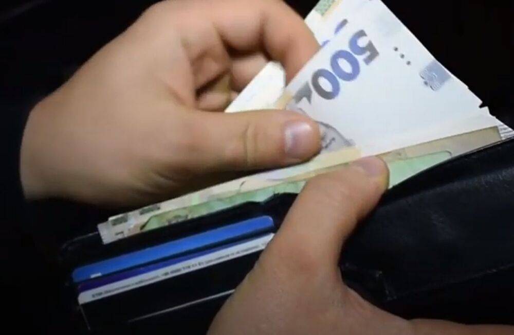 Кому 5, а кому и 100 тысяч не хватит: украинцы назвали желаемые суммы денег для комфортной жизни