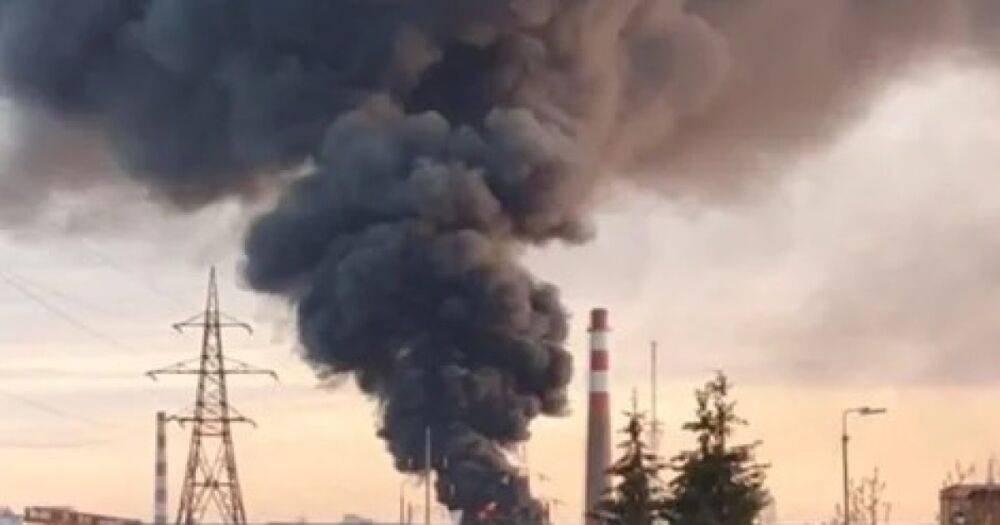 В России горит завод, производящий артиллерийские системы и РСЗО (фото, видео)