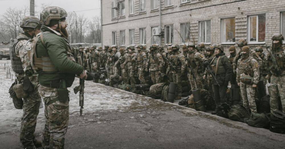 "Азов" расширился: бригада перед контрнаступлением пополнилась новыми рекрутами (видео)