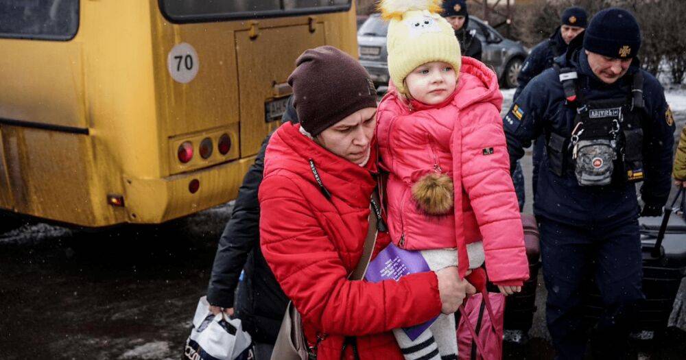 Эвакуация из Донецкой области: правительство одобрило вывоз детей