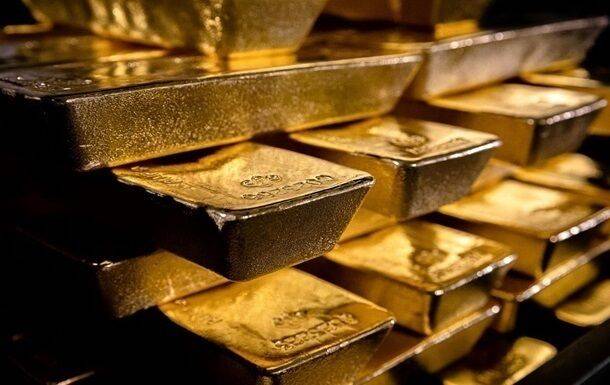 Россия три месяца подряд вынуждена продавать золото