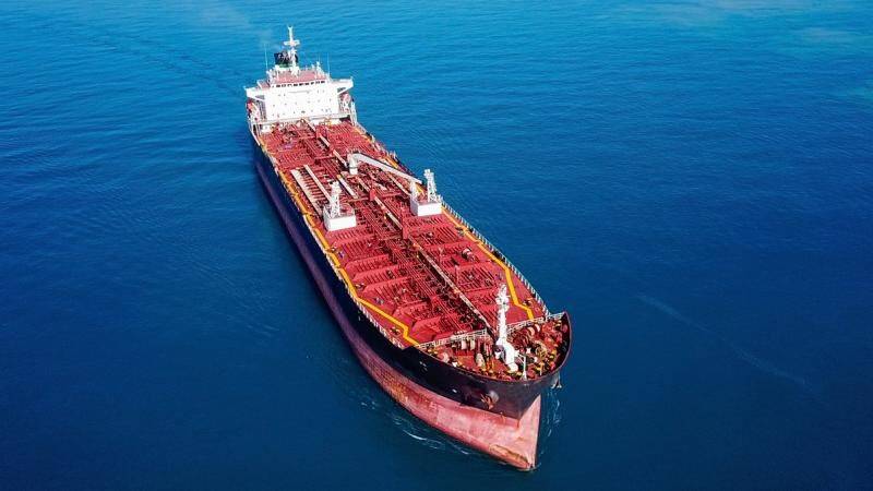 Россия перегружает дизтопливо между танкерами вблизи Африки — Reuters