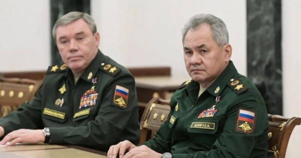 "Опасность рядом": Шойгу и Герасимов могут попросить ЦРУ убить Путина, — офицер ФСБ (видео)