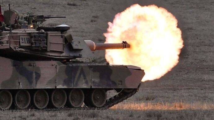 Пентагон заключил контракт на $27,1 млн на изготовление танков Abrams для Украины